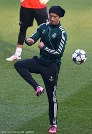 博彩行业的经济与社会双重影响（博彩业在经济与社会层面的双重效应）