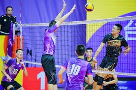 TA：利兹联总价1000万镑谈妥莱斯特城后卫贾斯汀，即将体检